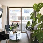 Dpto A Pasos Del Costanera Center Con Aire Acondicionado En Barrio El Golf