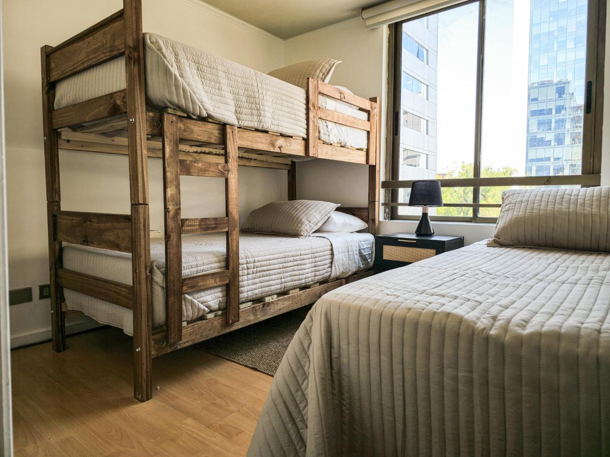 Apartamento Dpto A Pasos Del Costanera Center Con Aire Acondicionado En Barrio El Golf *